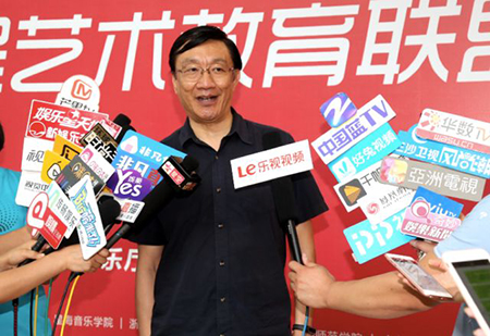 以科技之力，筑艺术传承之魂<br />：馗咝Ｔ冻桃帐踅逃似舳鞘皆猜淠